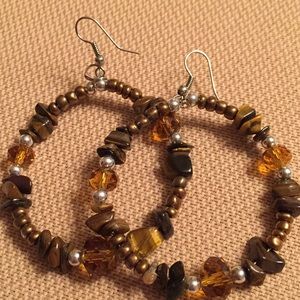 Tigers eye/freshwater pearl/silver/amber crystals